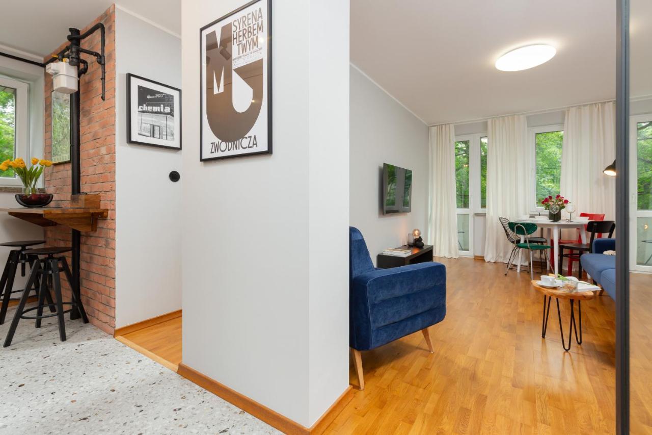 Central Apartment Solec Wilanowska By Noclegi Renters Warszawa Exteriör bild
