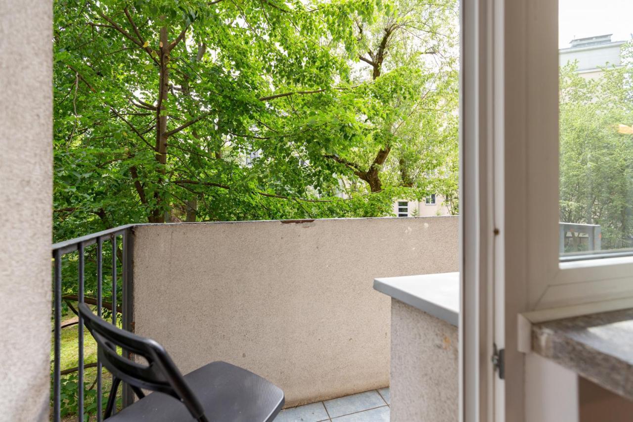 Central Apartment Solec Wilanowska By Noclegi Renters Warszawa Exteriör bild