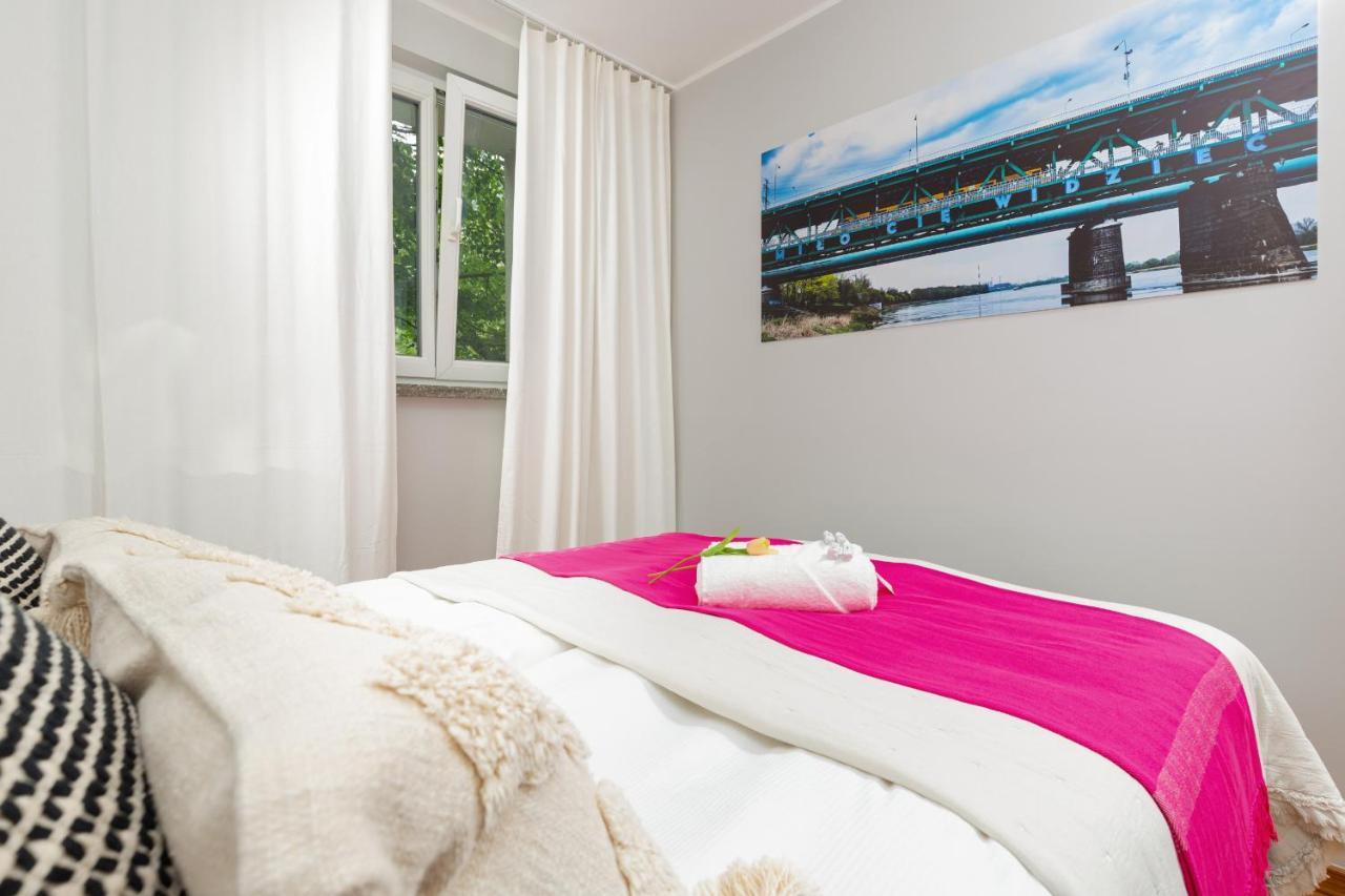 Central Apartment Solec Wilanowska By Noclegi Renters Warszawa Exteriör bild