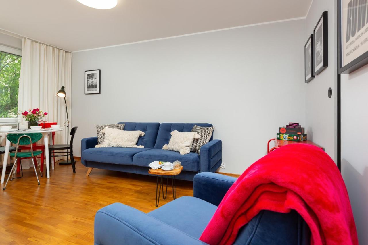 Central Apartment Solec Wilanowska By Noclegi Renters Warszawa Exteriör bild