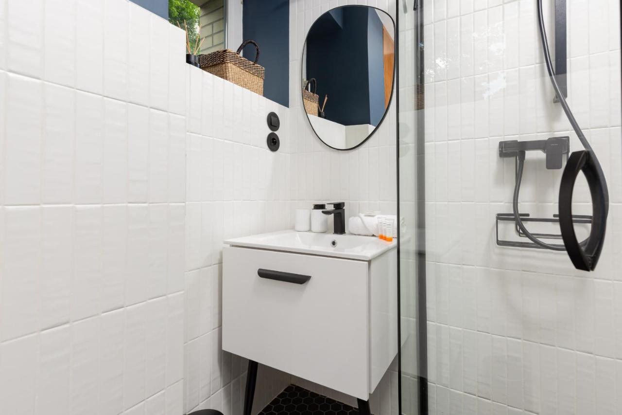 Central Apartment Solec Wilanowska By Noclegi Renters Warszawa Exteriör bild